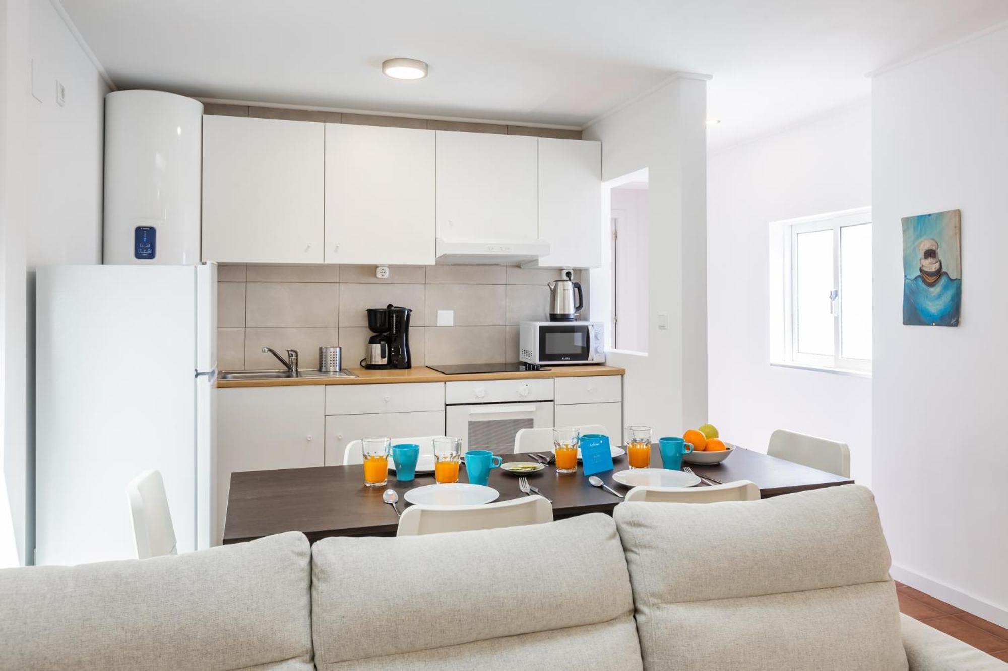 Live, Laugh, Love Beach Guest Home With Ac Madalena  Bilik gambar