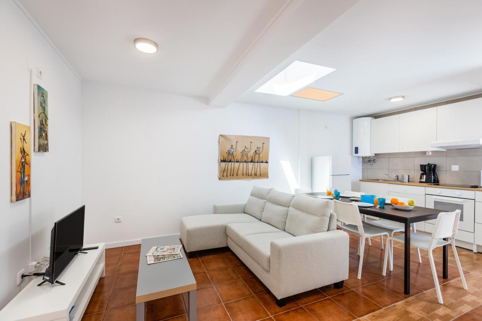Live, Laugh, Love Beach Guest Home With Ac Madalena  Bilik gambar